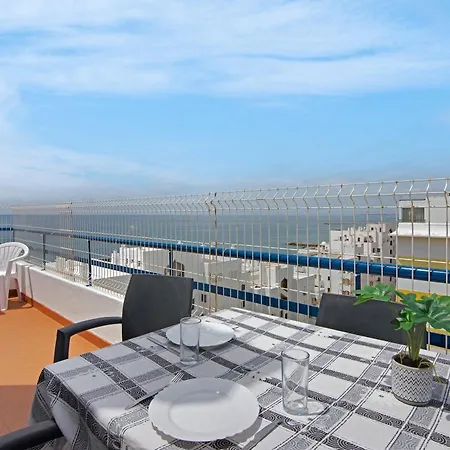 T2 2 Linha Vista Mar Apartment *