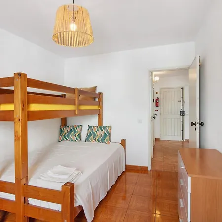 T2 2 Linha Vista Mar Apartment *