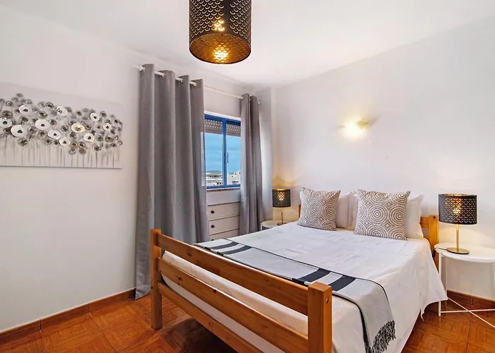 T2 2 Linha Vista Mar Апартаменты Картейра
